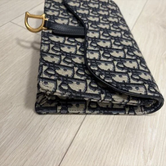 Christian Dior Bag - Picture 2 of 13